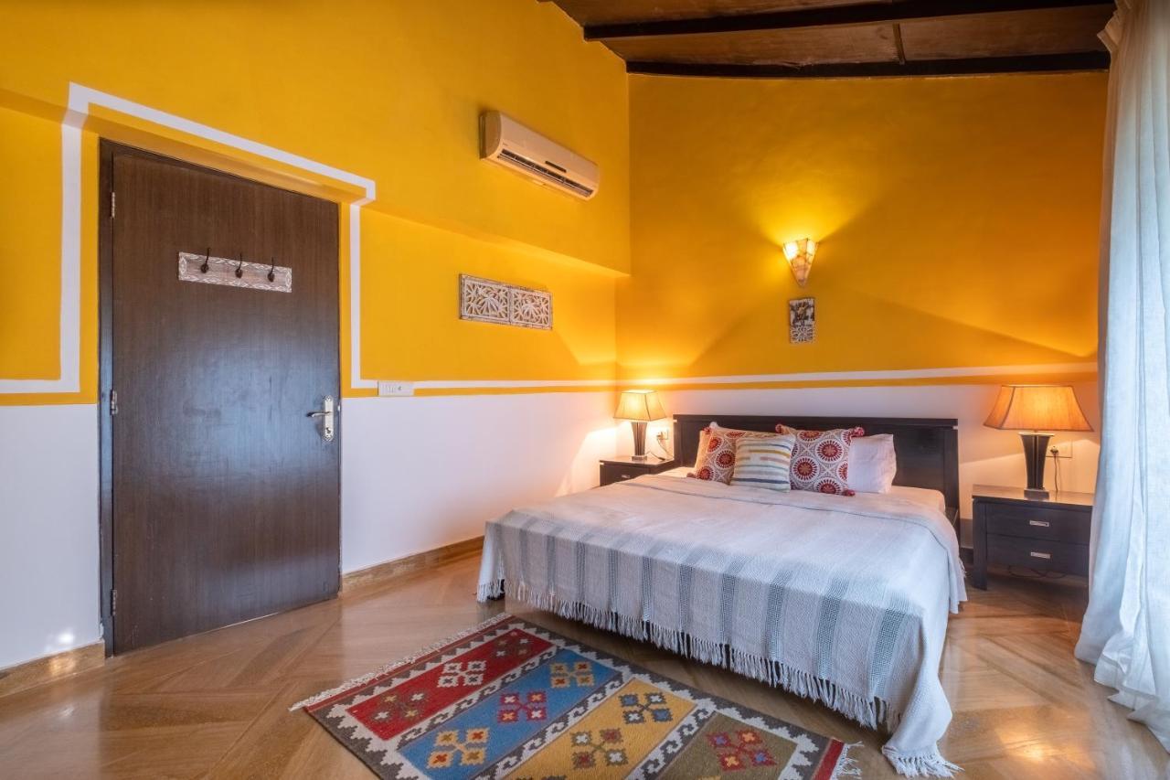 Snowdrop- Exquisite 3Bhk Villa With Pool- Candolim By Staymonkey Calangute Exterior foto